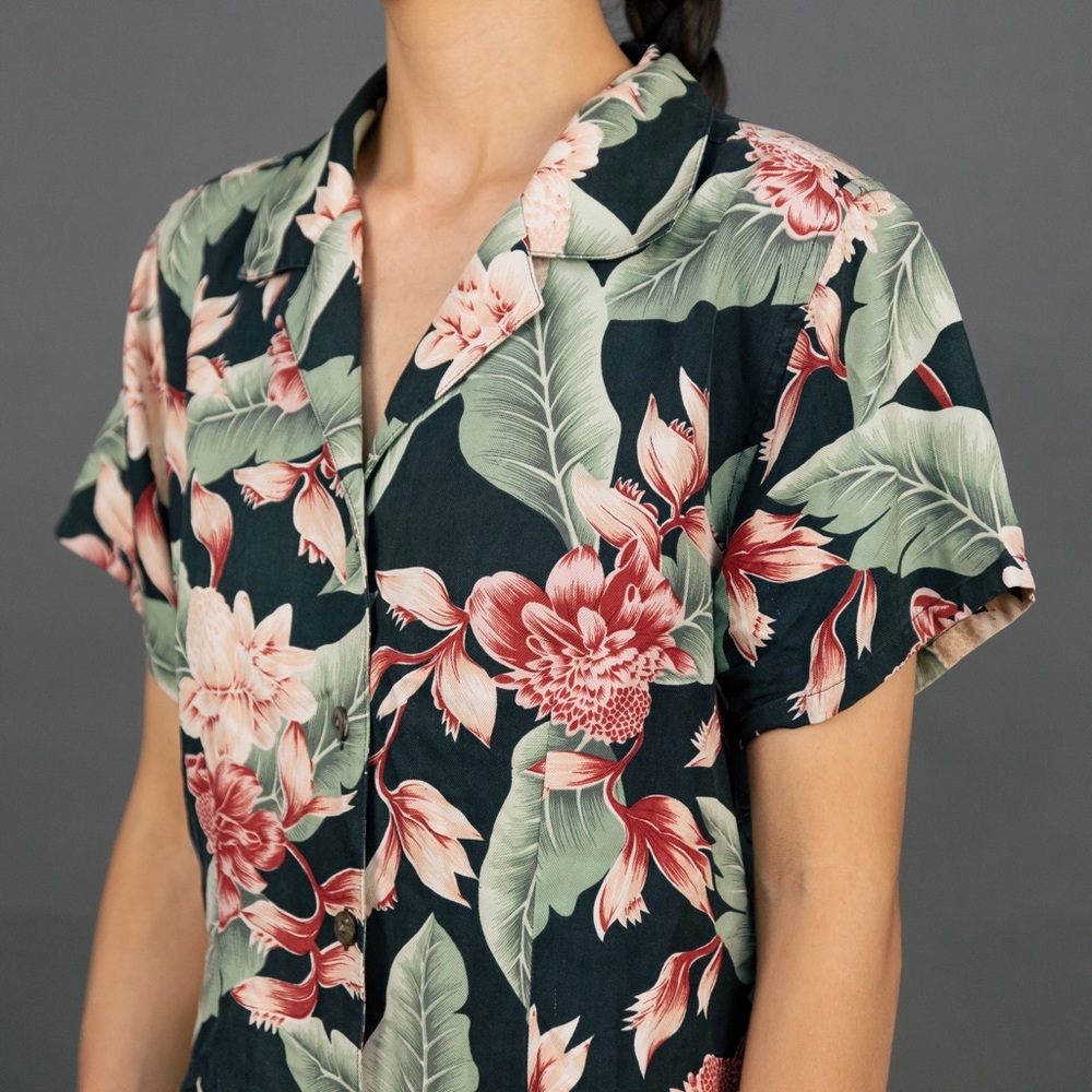 vintage 100% silk Tommy Bahamas floral button up